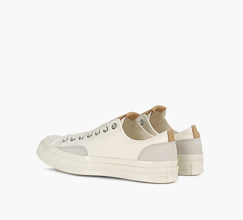 CONVERSE | CHUCK 70 BASSE EN SUÈDE BLANC HOMMES