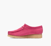 CLARKS ORIGINALS | WALLABEE FUCHSIA FEMMES