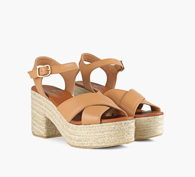 BROWNS COUTURE | KAIA TAN FEMMES