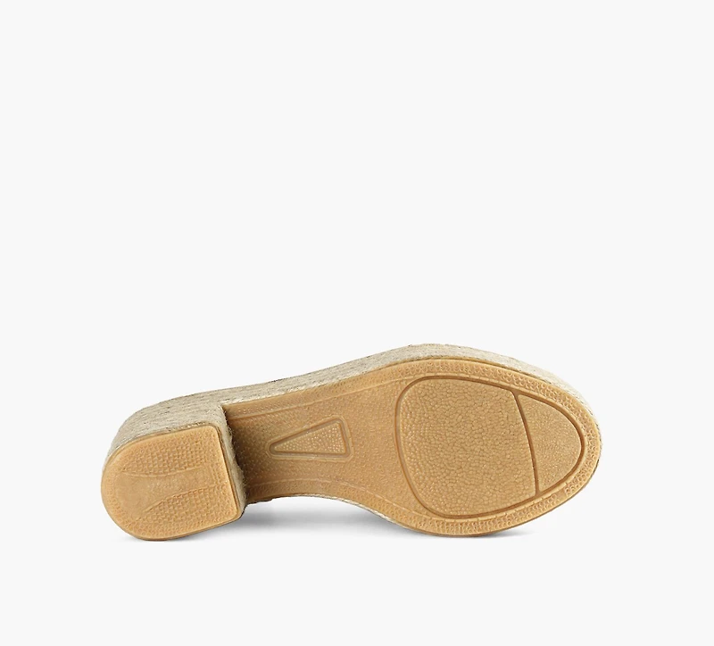 BROWNS COUTURE | KAIA TAN FEMMES