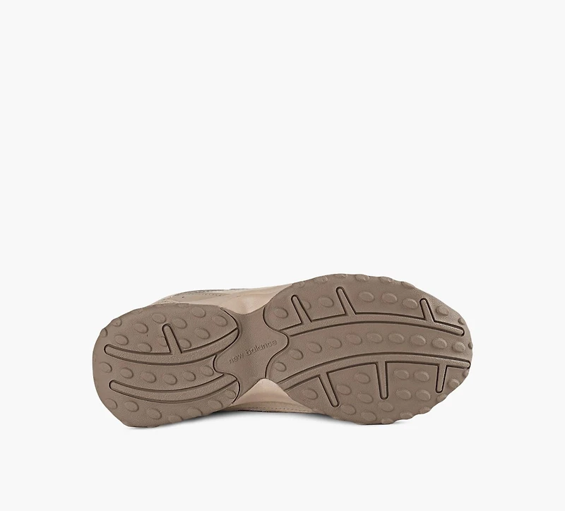 NEW BALANCE | 204L BEIGE GRAND ENFANT FILLE