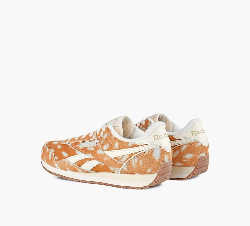 REEBOK | BASKET CLASSIC AZ TAN FEMMES