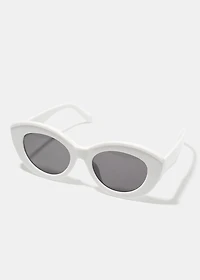 A+ White Thick Cat Eye Frame Sunglasses
