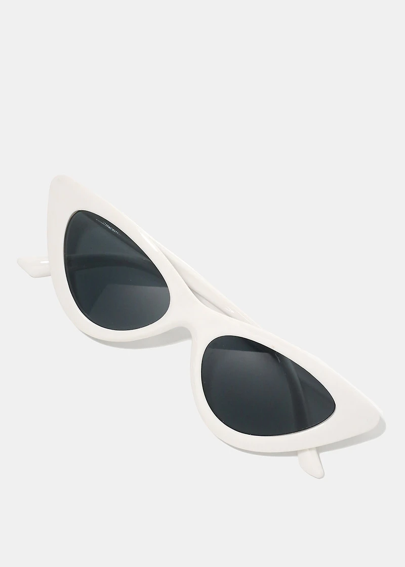 A+ White Cat Eye Sunglasses