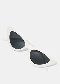 A+ White Cat Eye Sunglasses