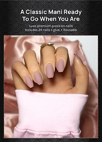 AOA Pro Press-On Nails: Sweater