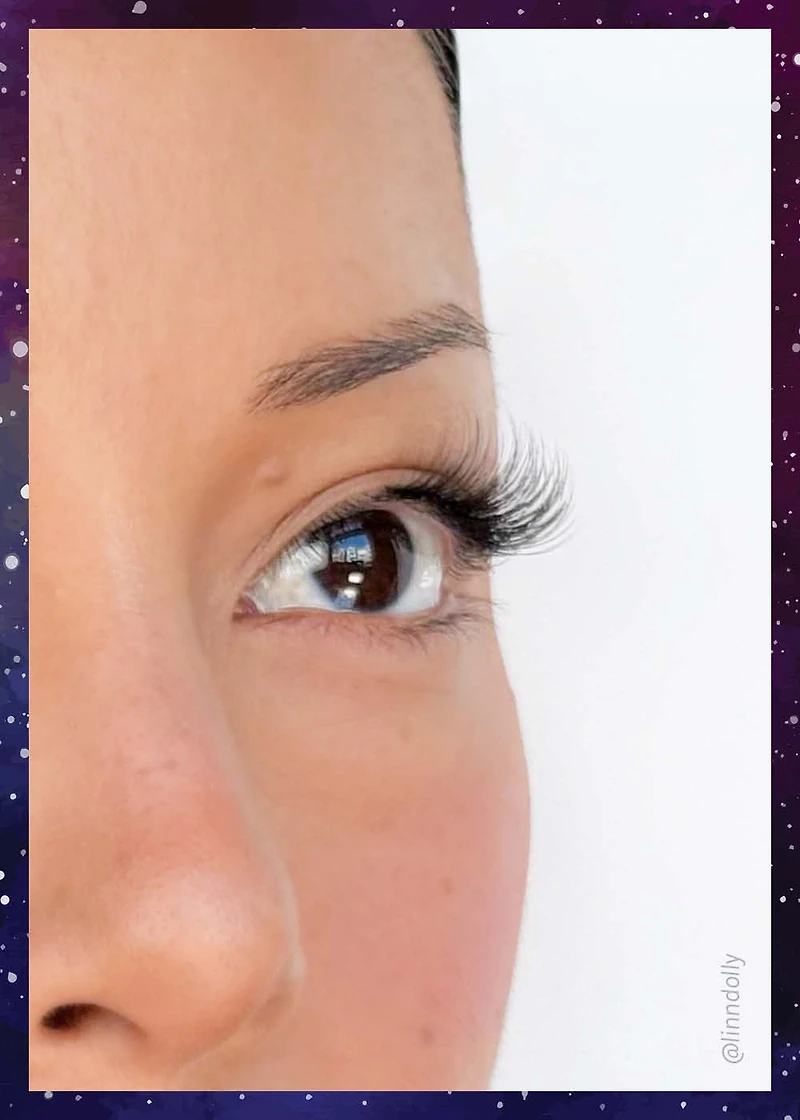 Demi-Dream Half Lashes – Sleek