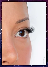 Demi-Dream Half Lashes – Whisper