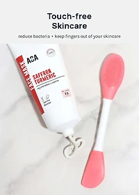 AOA Dual-Ended Silicone Mask Tool + Exfoliator