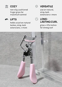 AOA Paw Paw Eyelash Curler