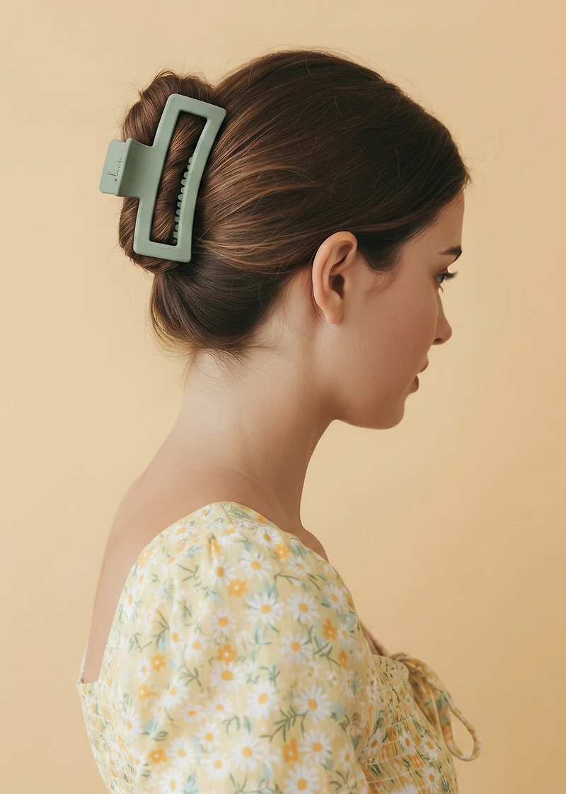 Large Mod Frame Hair Claw Clip