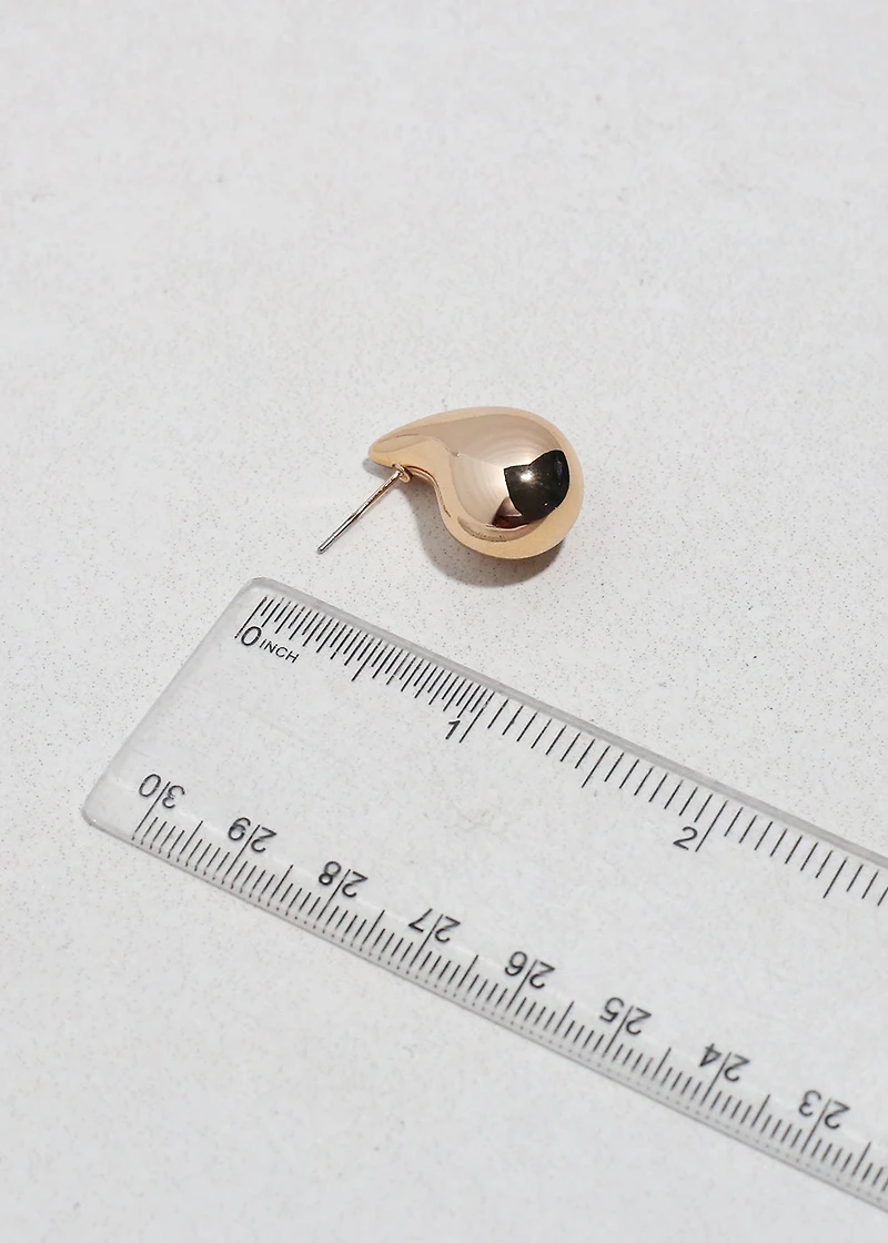 Sculpted Teardrop Studs