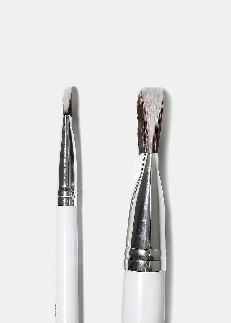 The F8 & E108 Precise Pointed Brush