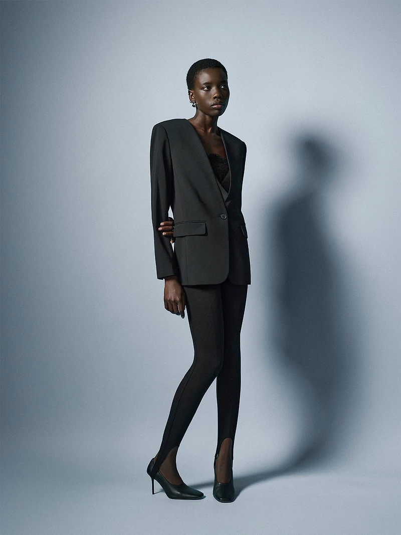 Relaxed-Fit Collarless Blazer