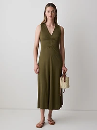 Robe Midi Sans Manches à Col V