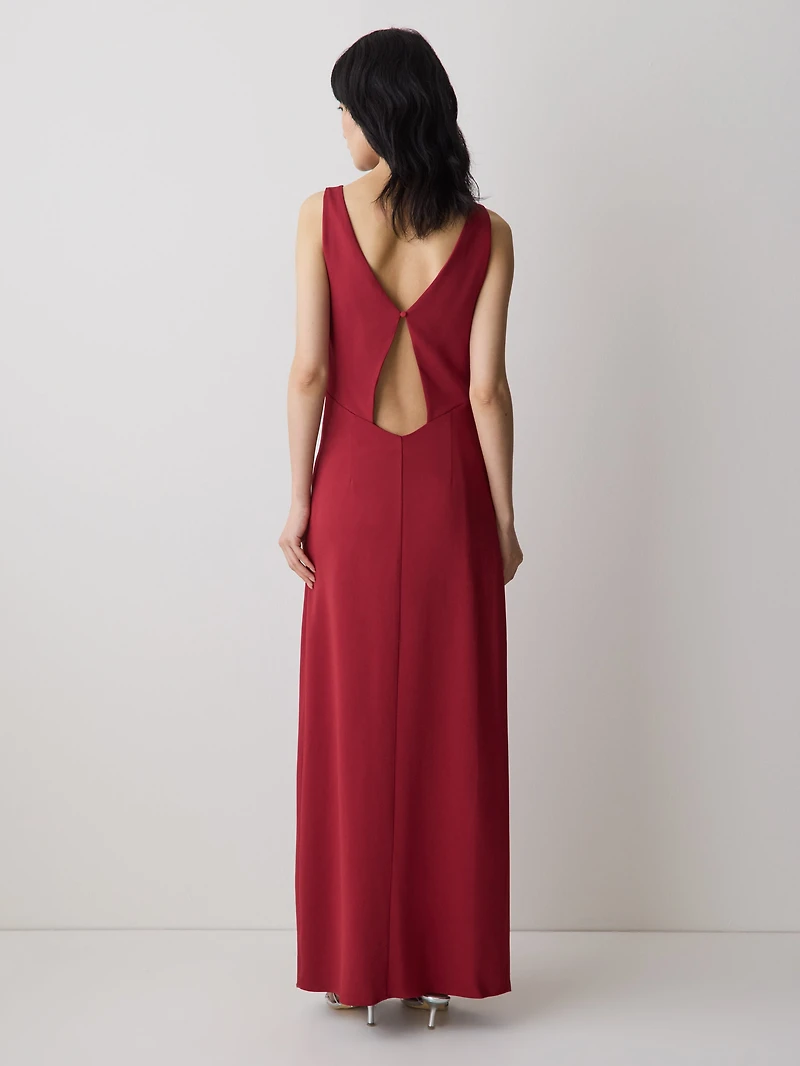 Sleeveless Boat-Neck Maxi Cocktail Dress