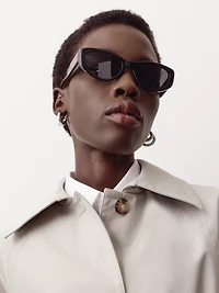 Lunettes de soleil à monture ovale