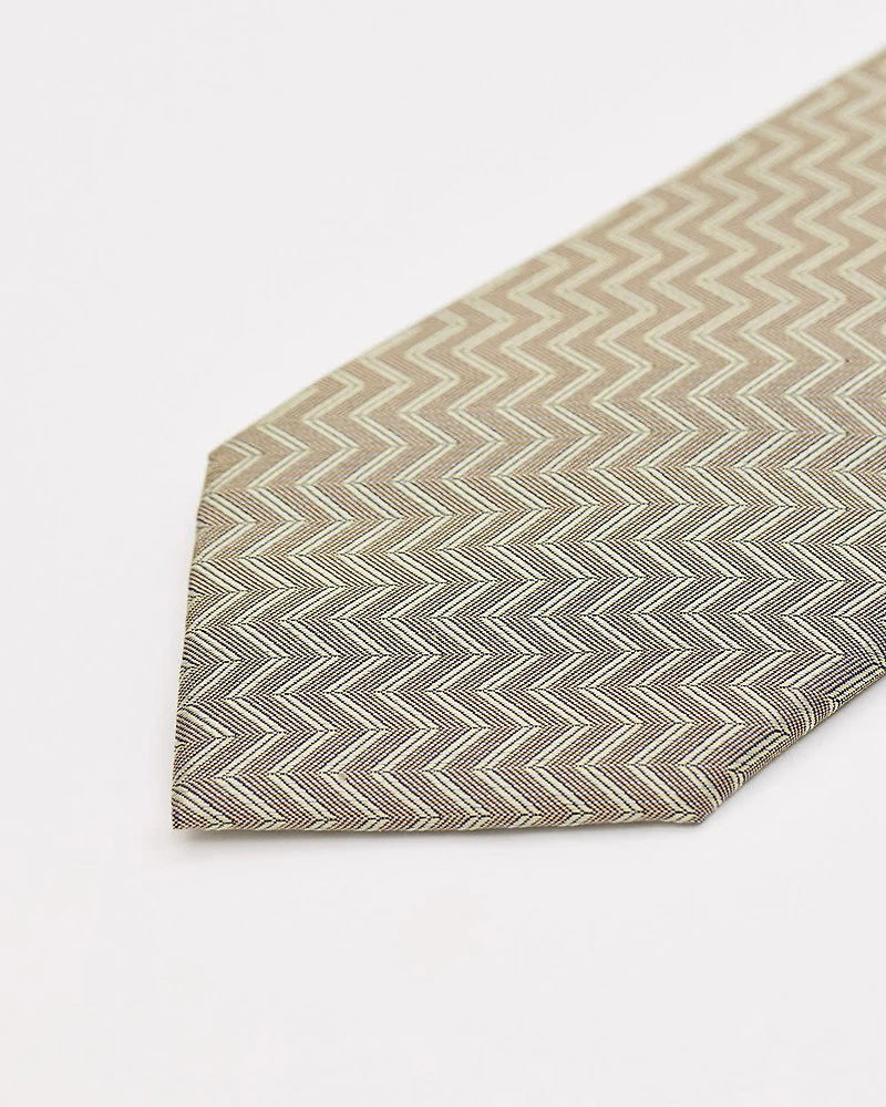 Cravate Régulière Verte à Motif Zig-Zag