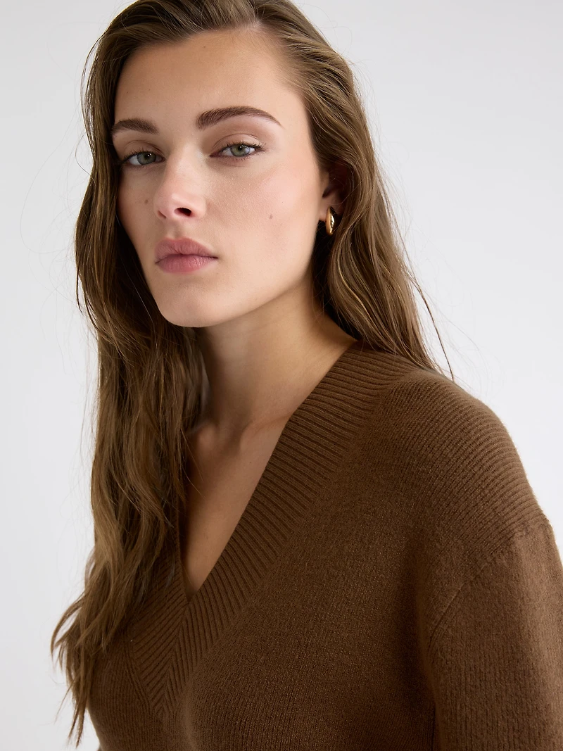 Robe Courte à Manches Longues et Col V