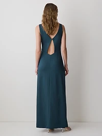 Sleeveless Boat-Neck Maxi Cocktail Dress