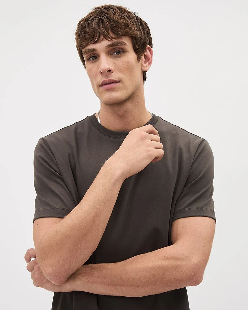 T-Shirt Uni à Col Rond en Coton Interlock Raffiné