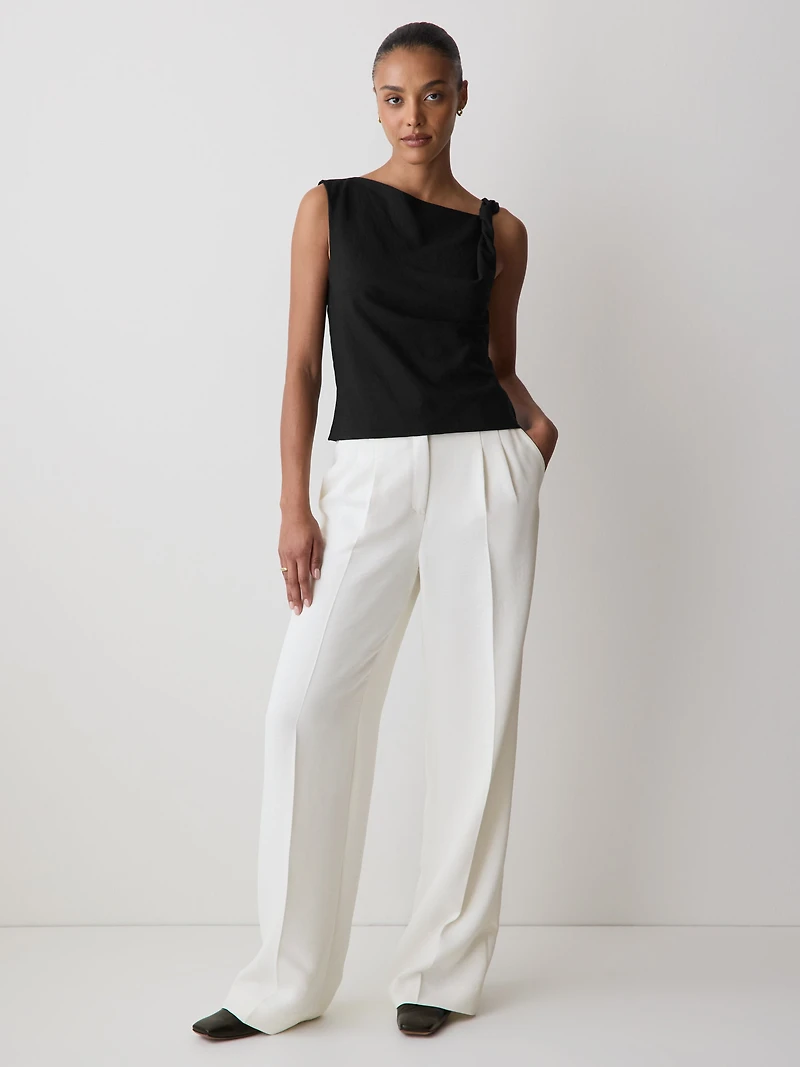 Blouse Sans Manches à Col Bateau et Bretelle Torsadée