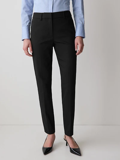 Limitless Mid-Rise Slim-Leg Signature Fit Ankle Pant