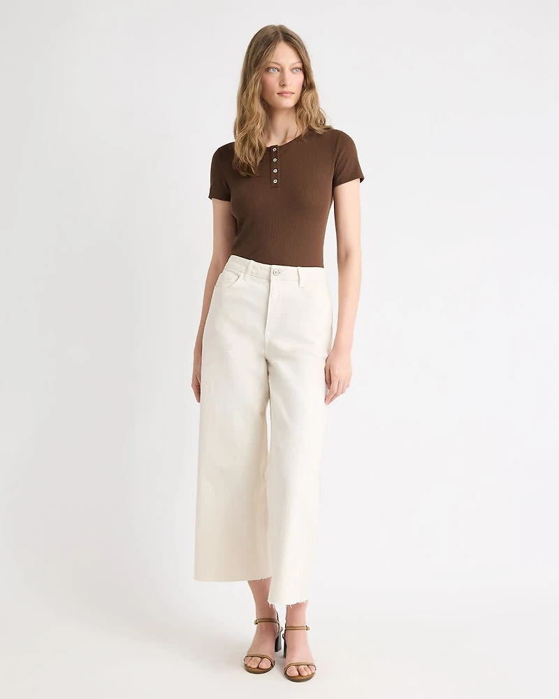 Haut Côtelé à Col Henley et Manches Courtes