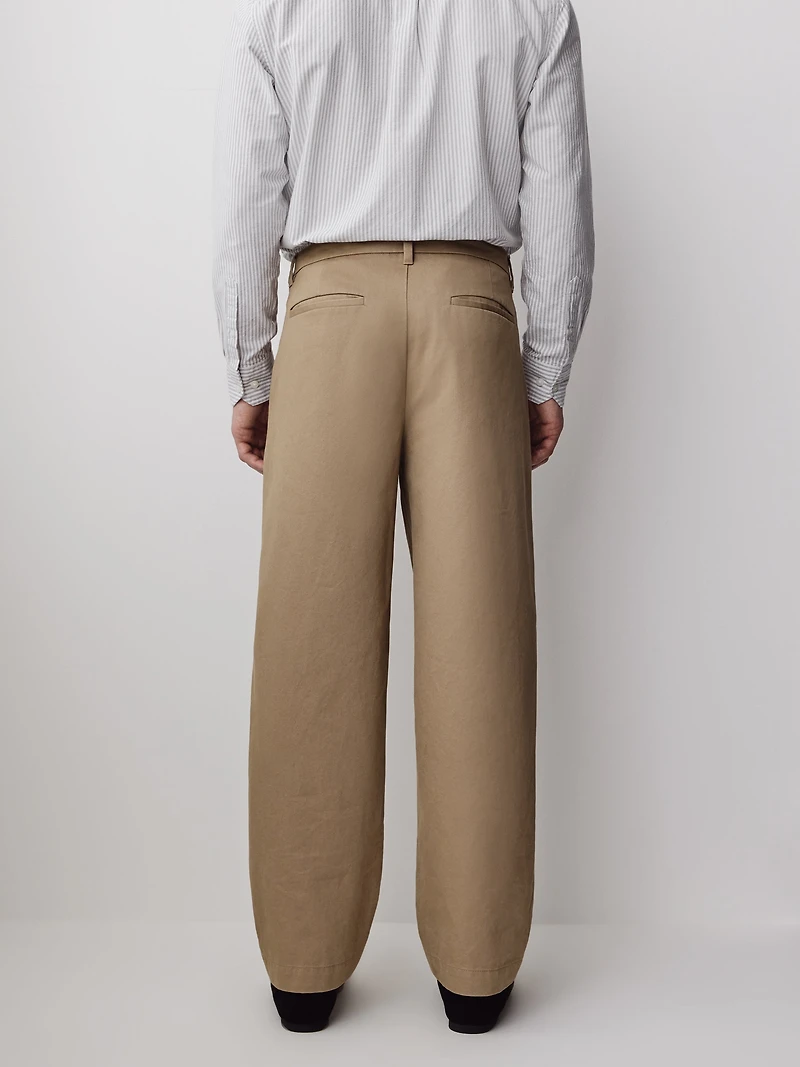 Pantalon Chino Ample Plissé à Jambe Droite