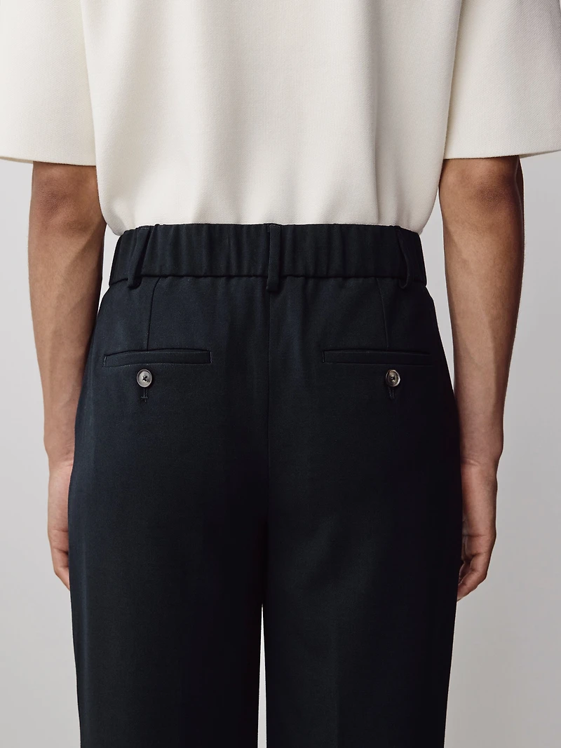 Mid-Rise Straight-Leg Cropped Pant