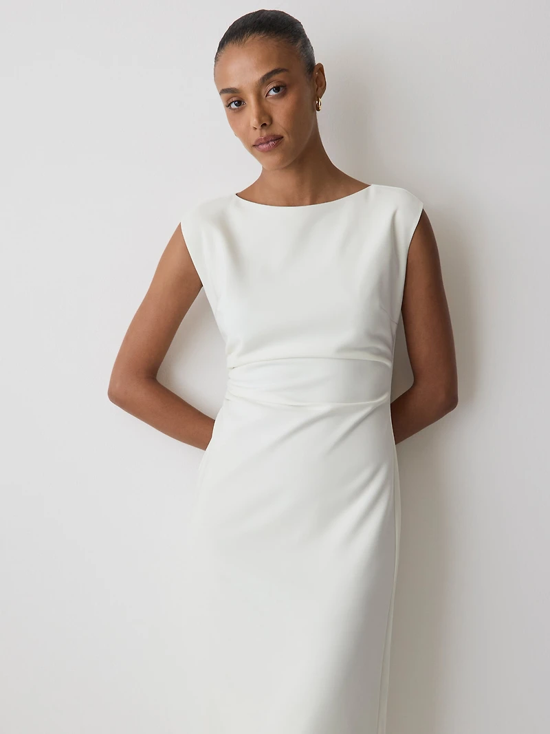 Robe Midi Sans Manches à Col Rond