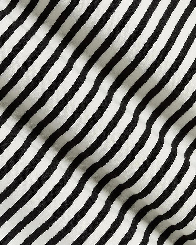 T-Shirt Classique à Manches Courtes et Col V