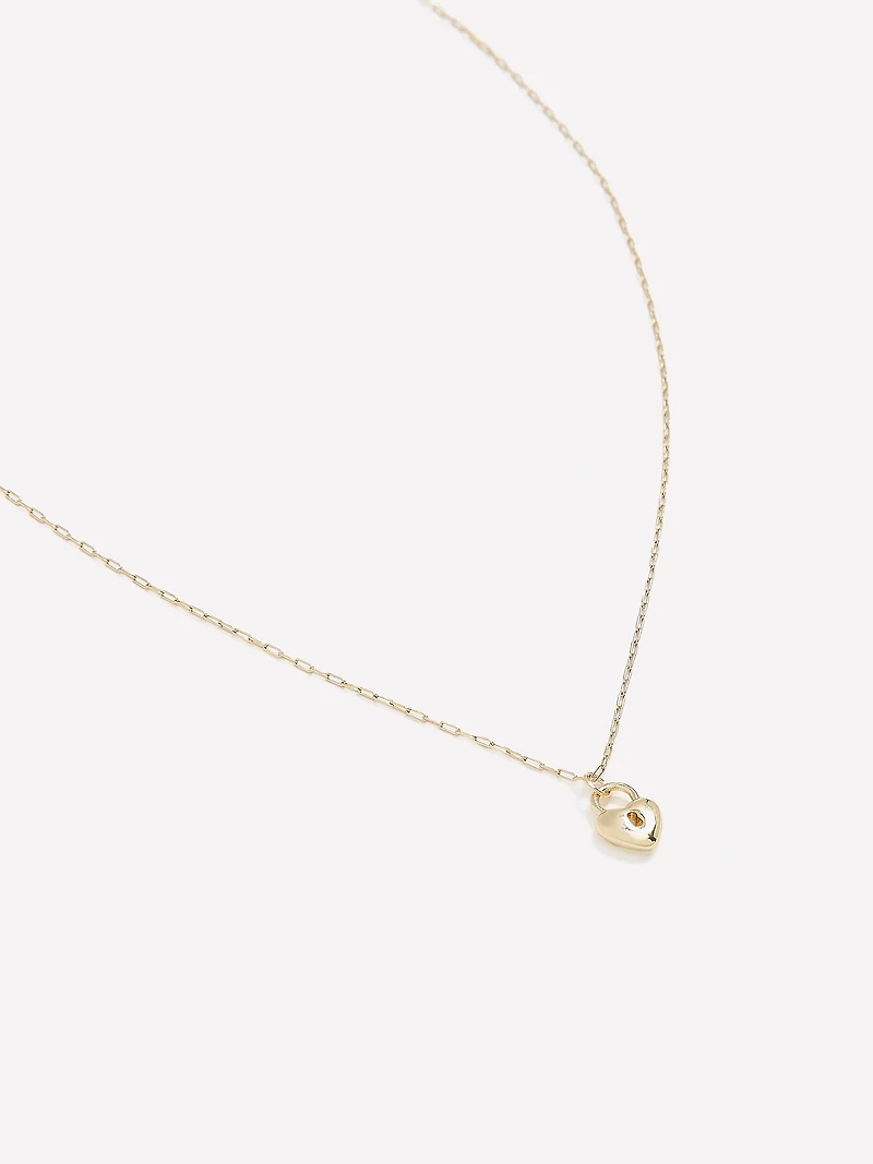 Chaîne Délicate avec Pendentif Cadenas en Coeur