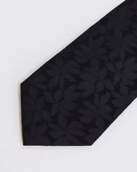 Celebration Regular Tie with Floral Pattern