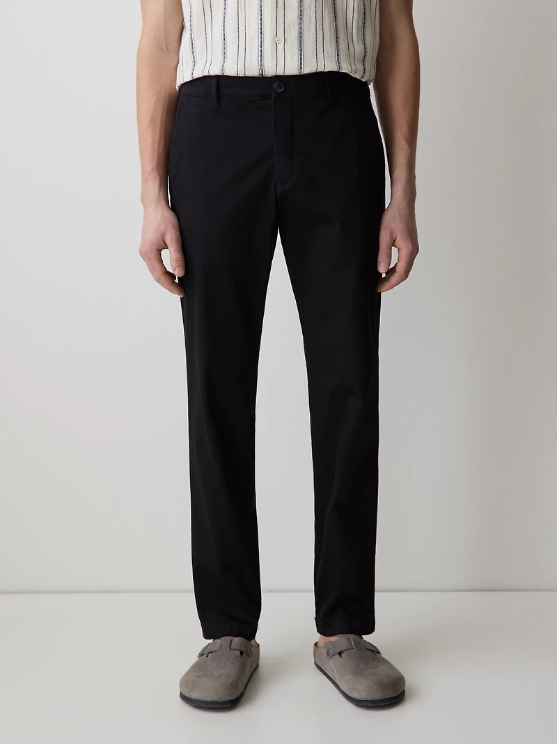 Slim-Fit Super-Stretch Chino Pant