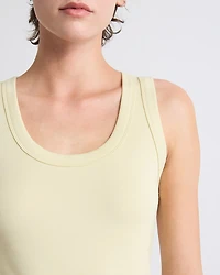 Camisole à Encolure Dégagée et Bretelles Larges