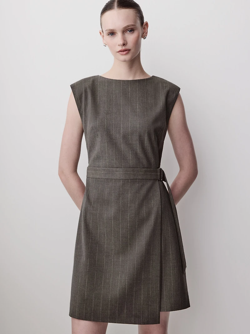 Robe Courte Sans Manches à Col Rond
