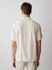 Chemise à Manches Courtes avec Col Camp Motif Géométrique