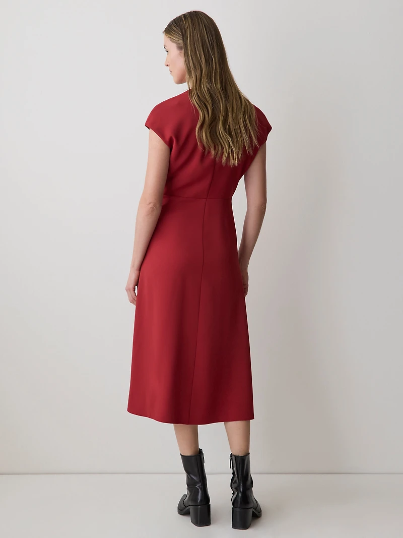 Robe Midi en Sergé à Manches Très Courtes et Col V