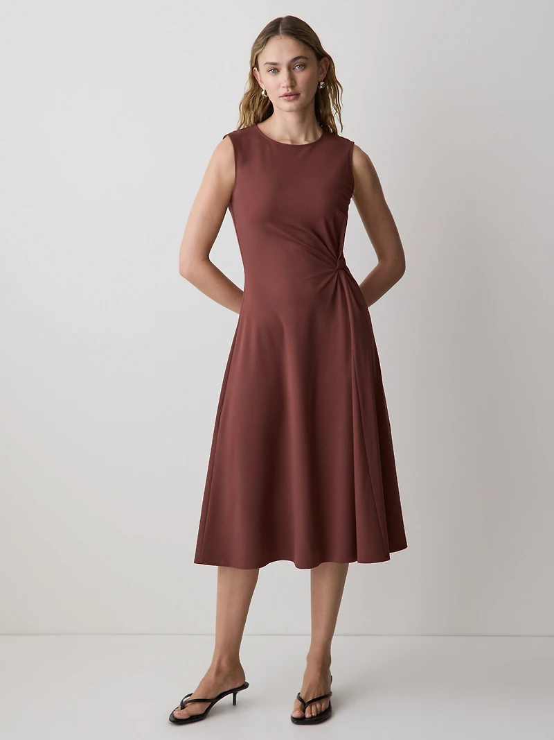 Robe Midi Sans Manches à Col Rond avec Détail Noué