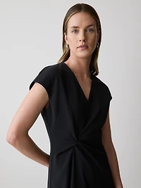 Robe Midi en Sergé à Manches Très Courtes et Col V