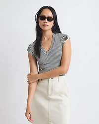 T-Shirt Classique à Manches Courtes et Col V