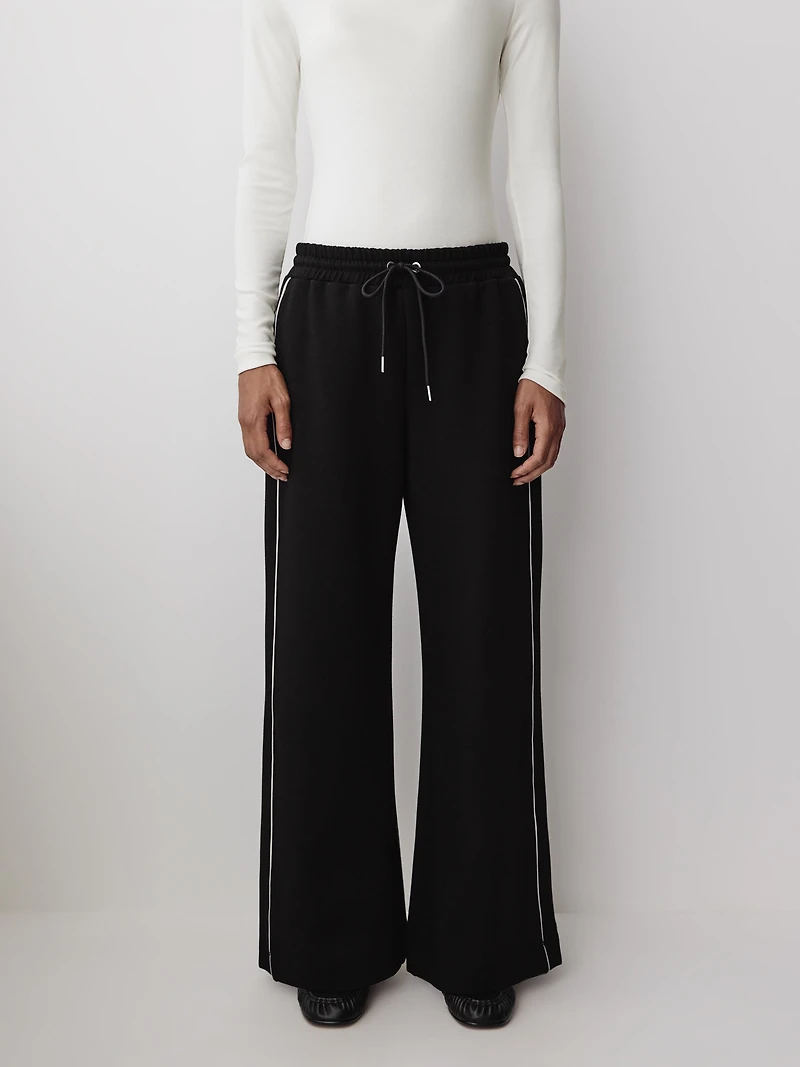 Mid-Rise Wide-Leg Pant