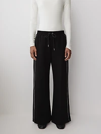 Mid-Rise Wide-Leg Pant