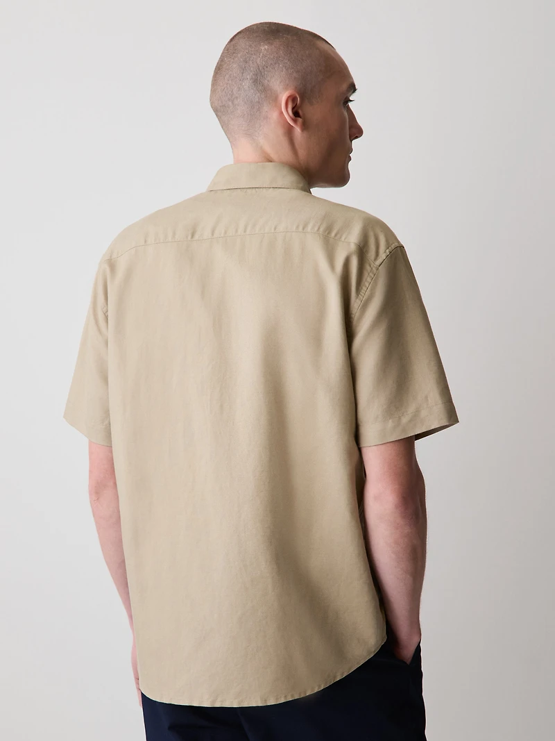 Short-Sleeve Linen Shirt