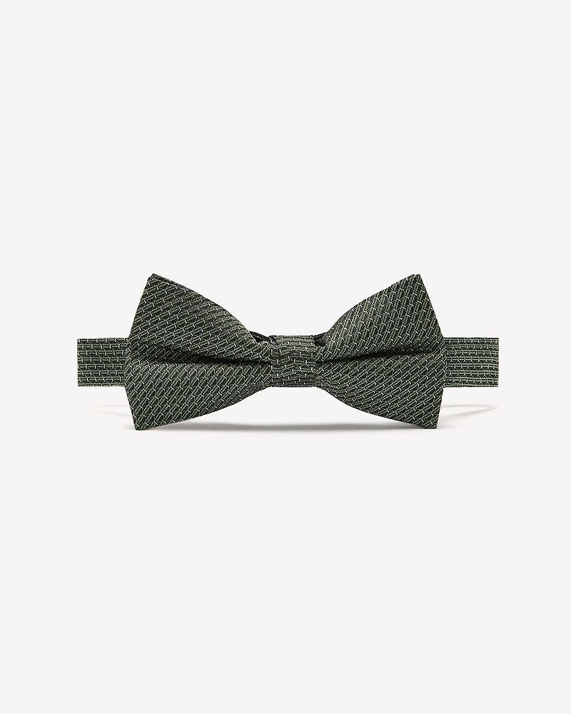Green Textured Bow Tie