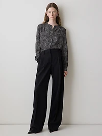 Silky Crepe Long-Sleeve Buttoned-Down Blouse