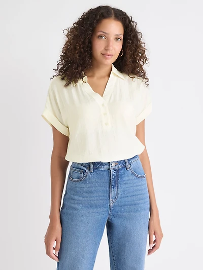 Blouse Boutonnée Texturée à Manches Très Courtes