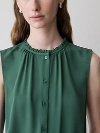 Sleeveless Buttoned-Down Blouse