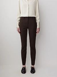 Limitless Mid-Rise Slim-Leg Signature Pant
